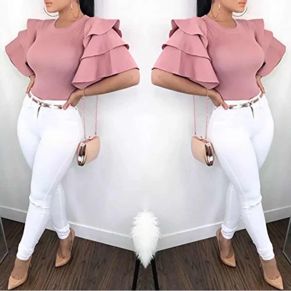Sassy in Pink 🎀 bell sleeve top 😍🛍